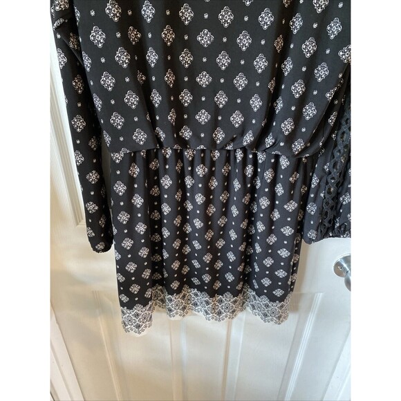 White House Black Market Dress Long Sleeve Mesh Sleeve Above Knee Lined - Picture 12 of 15